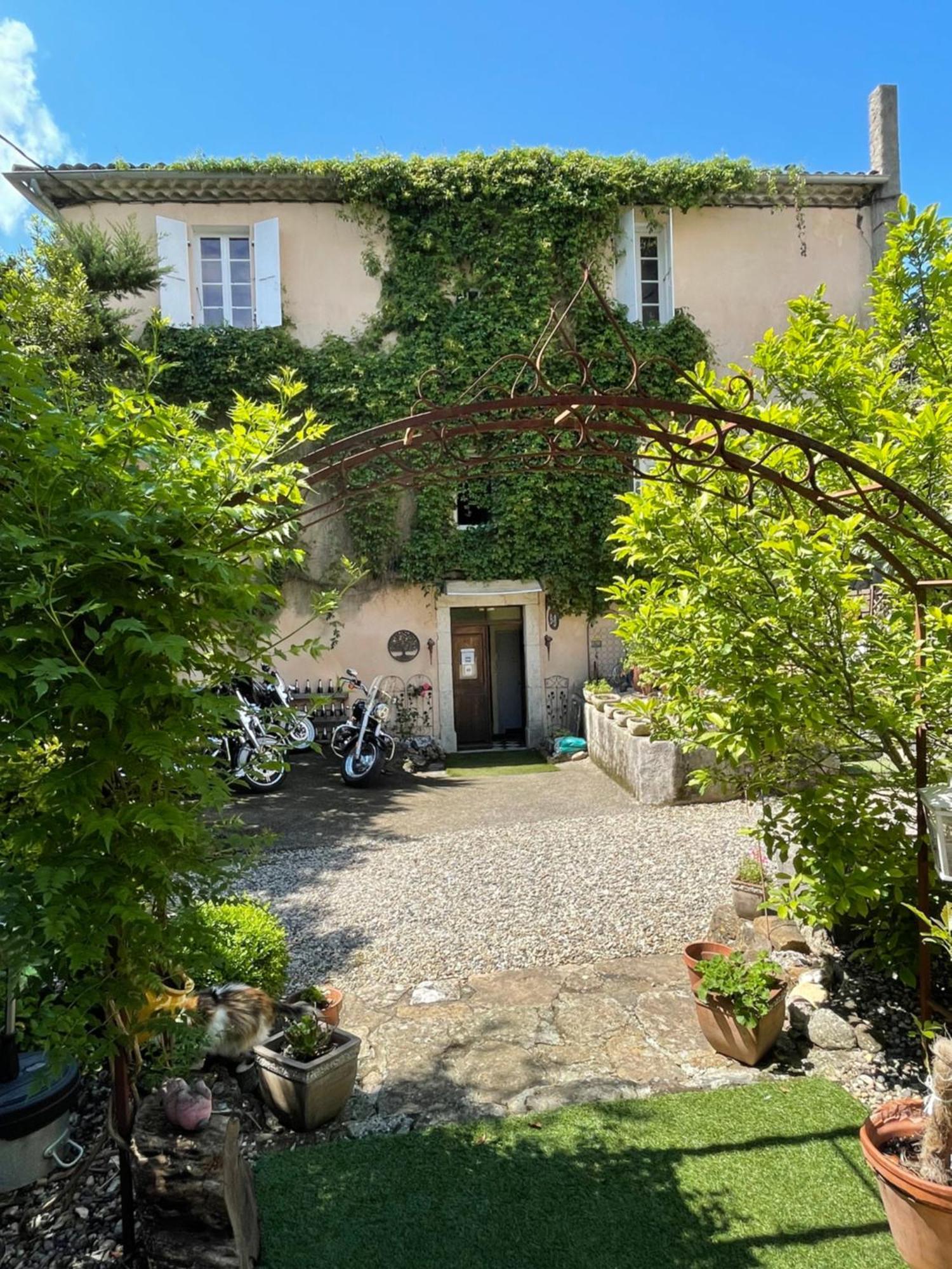 Maison Du Manoir Vallon-Pont-d'Arc Ngoại thất bức ảnh